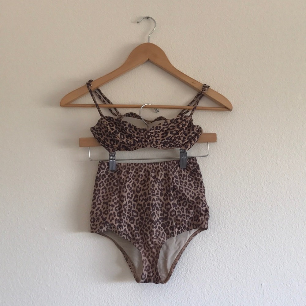 ➕Leopard American Apparel Swimsuit!